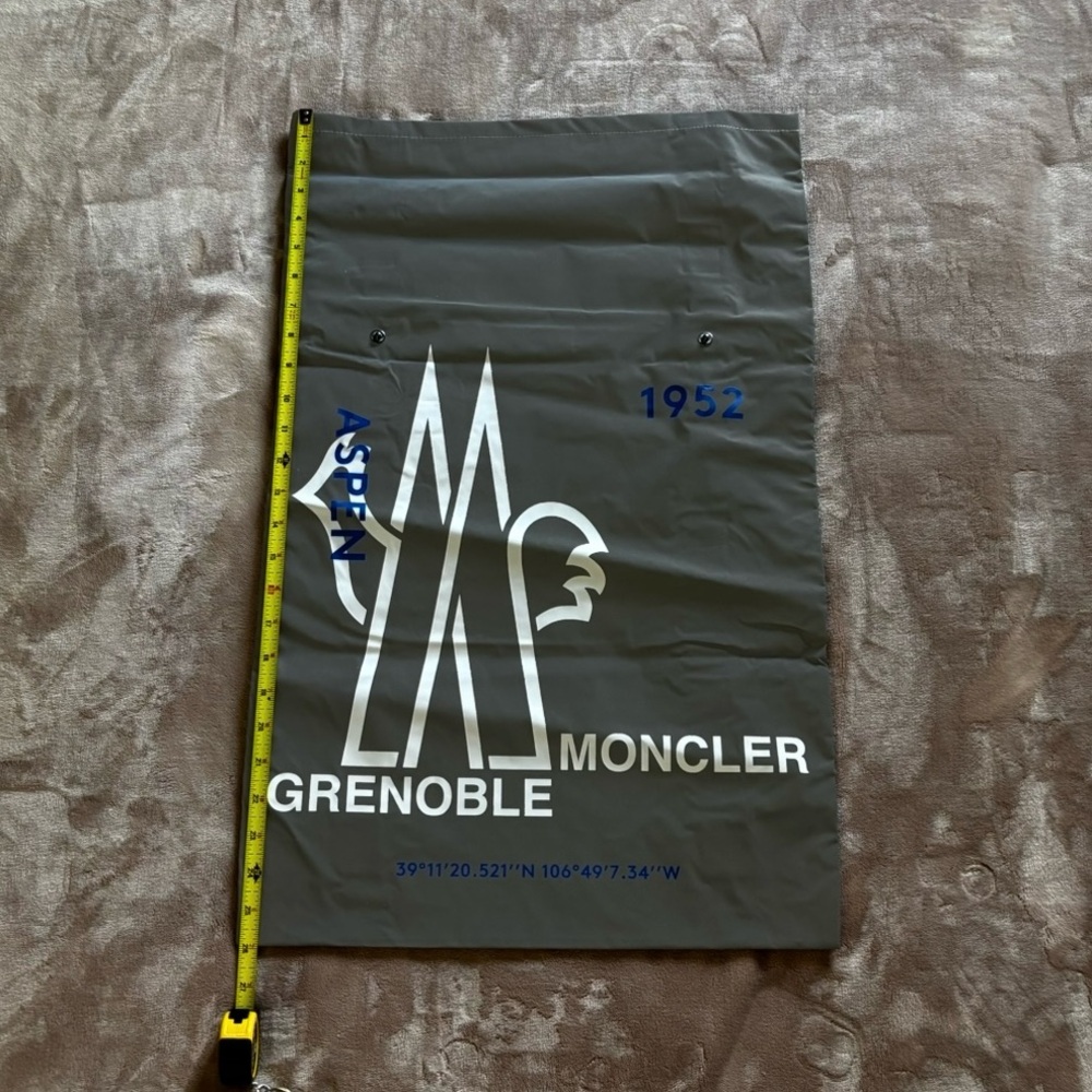 Moncler GRENOBLE ASPEN 1952 Ski Reflective Bag Backpack Logo Authentic Unisex - Picture 7 of 10